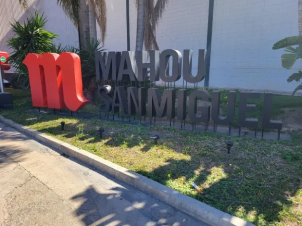 Rótulo corporativo para Mahou